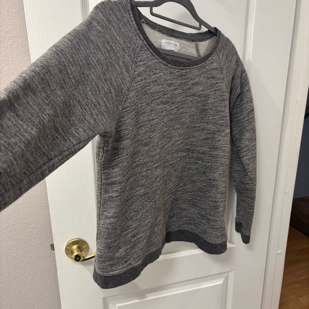 Everlane The Crew Charcoal Gray Women's Crew Neck Sweatshirt size M